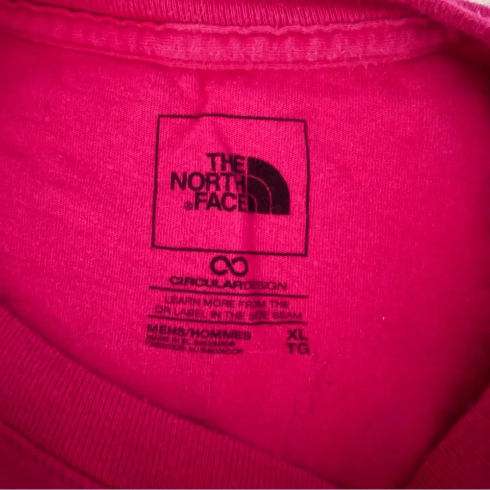 The North Face Pink Graphic Short-Sleeve Tee- XL - Picture 5 of 6